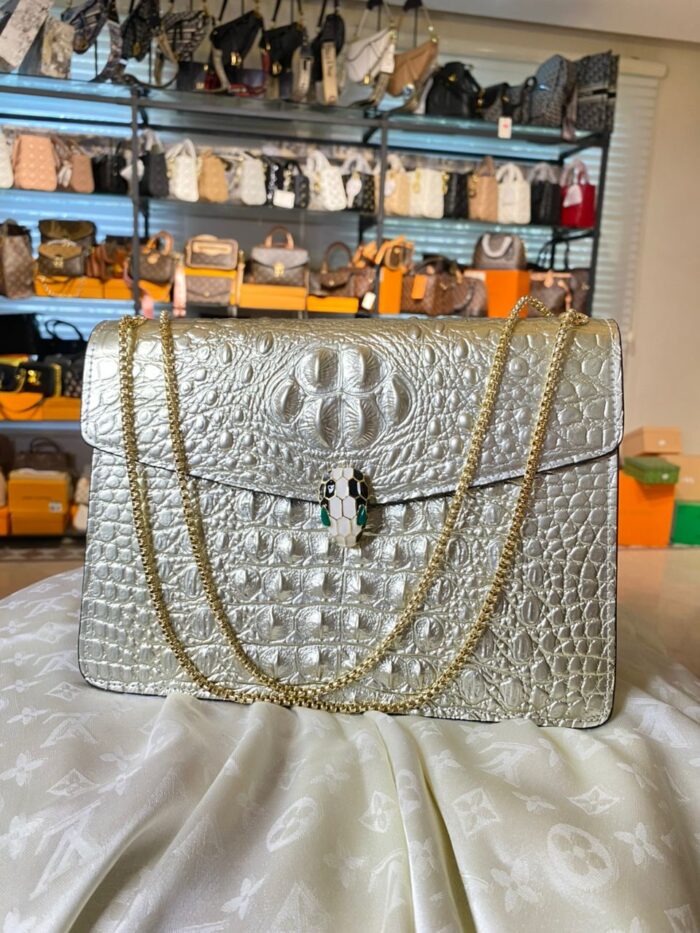 کیف Bvlgari ابعاد ۲۰ در ۲۸ - تصویر 2