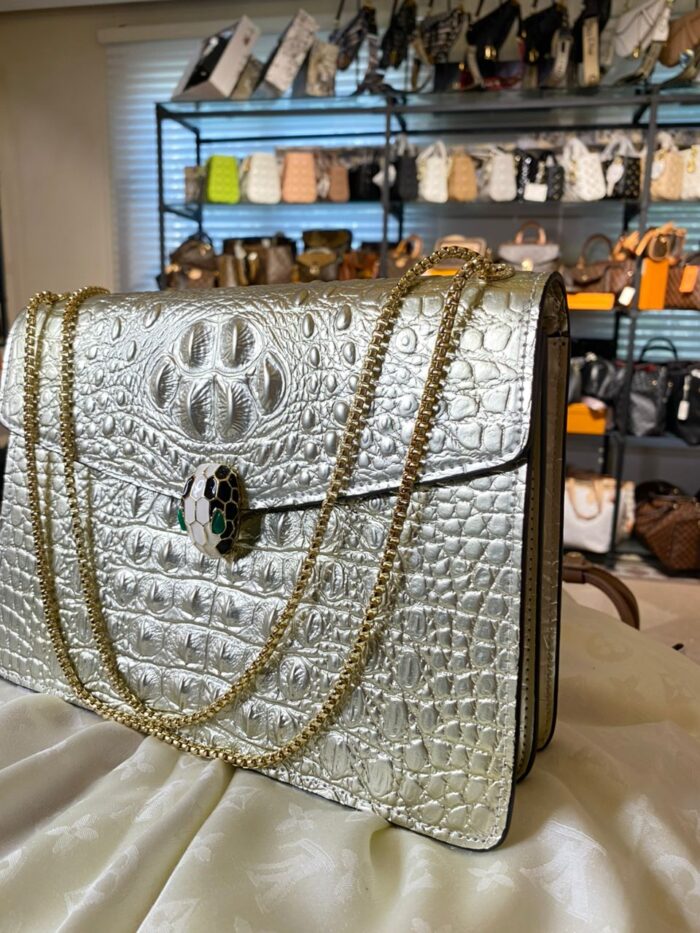 کیف Bvlgari ابعاد ۲۰ در ۲۸ - تصویر 3